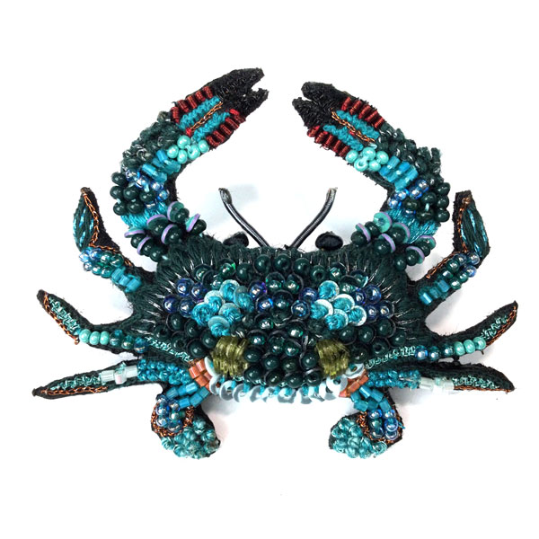 Ornate Blue Crab Pin by Trovelore - Image 3
